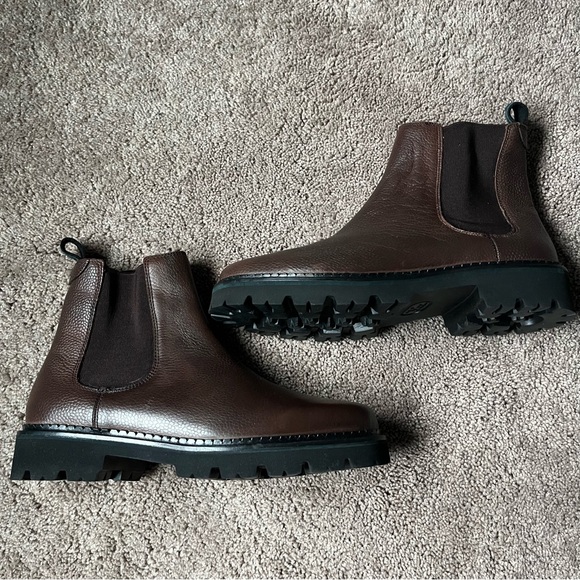 Ted Baker Brown and Black Chelsea Boots Classic Design - Picture 1 of 13